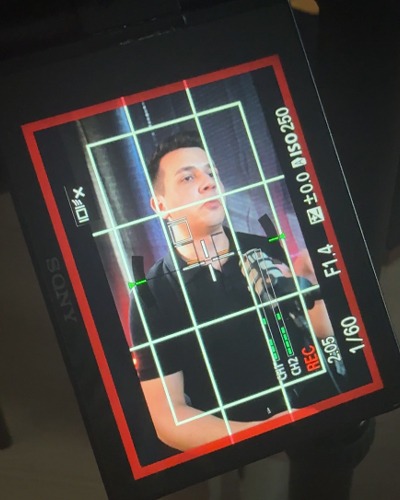 Estúdio fotográfico profissional em São Leopoldo com fundo infinito